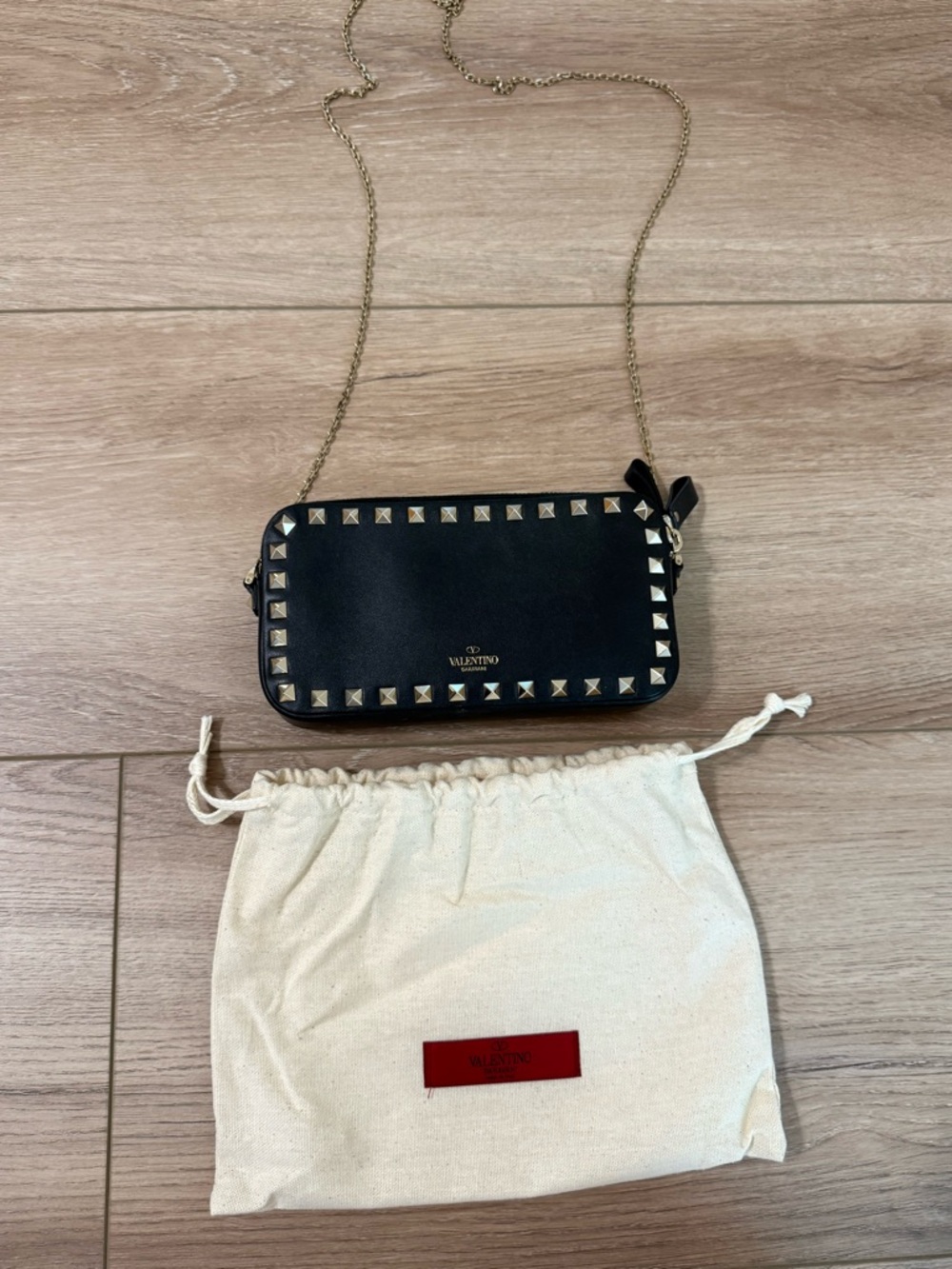 Valentino Garavani Rockstud Double Zipped Bag - Black